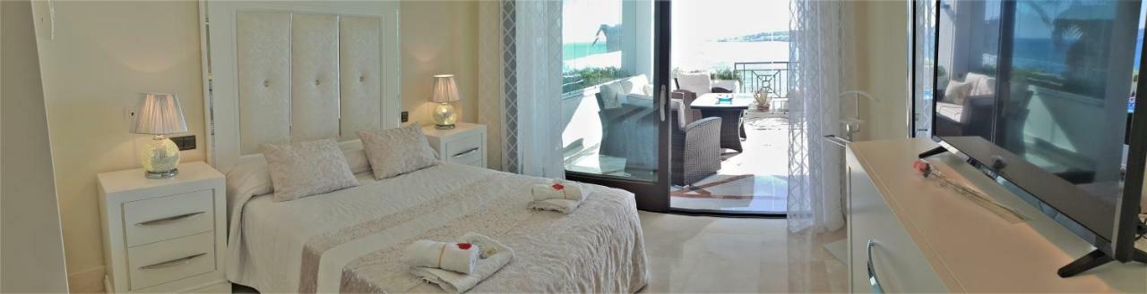 Luxury Apartment Frontal To The Sea In Estepona Doncella Beach Exterior photo